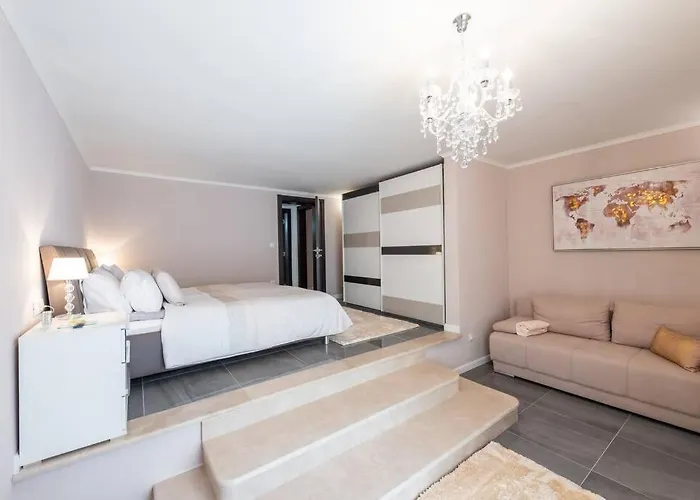 Deluxe Unique-with Private Heated Pool * Cavtat