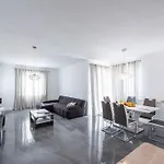 Deluxe Unique-with Private Heated Pool Cavtat