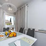Deluxe Unique-with Private Heated Pool Cavtat