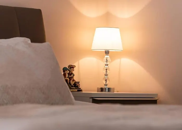 Apartament Deluxe Unique-with Private Heated Pool *