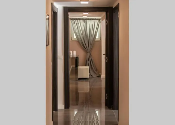 דירה Deluxe Unique-with Private Heated Pool קאבטאט