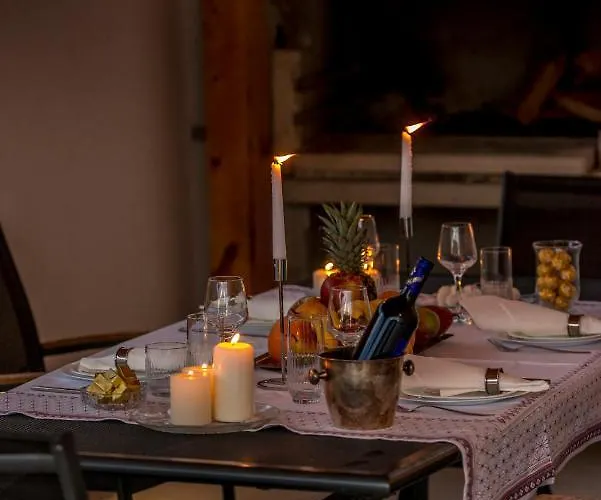 Deluxe Unique-with Private Heated Pool Apartament *