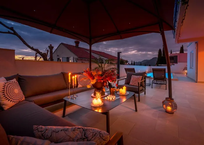 Deluxe Unique-with Private Heated Pool Apartament Cavtat