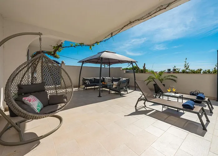 Διαμέρισμα Deluxe Unique-with Private Heated Pool Cavtat